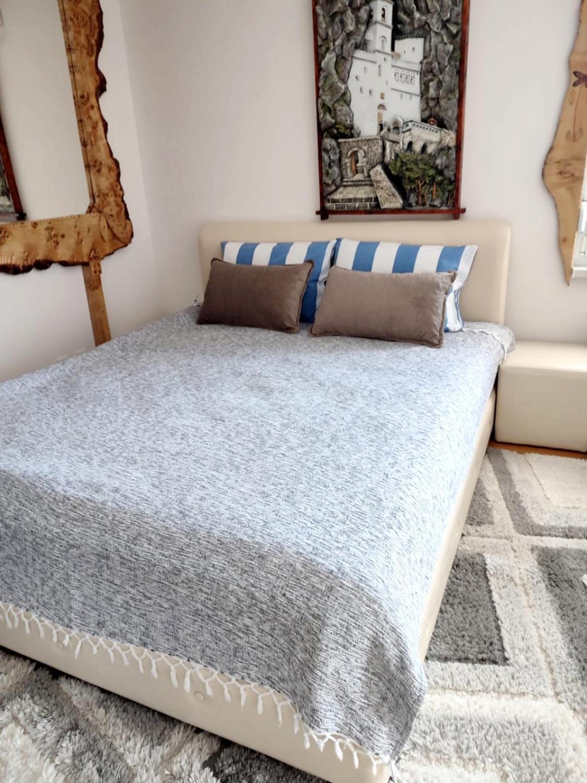 Apartman Lux Sneznik Vrnjacka Banja Luaran gambar