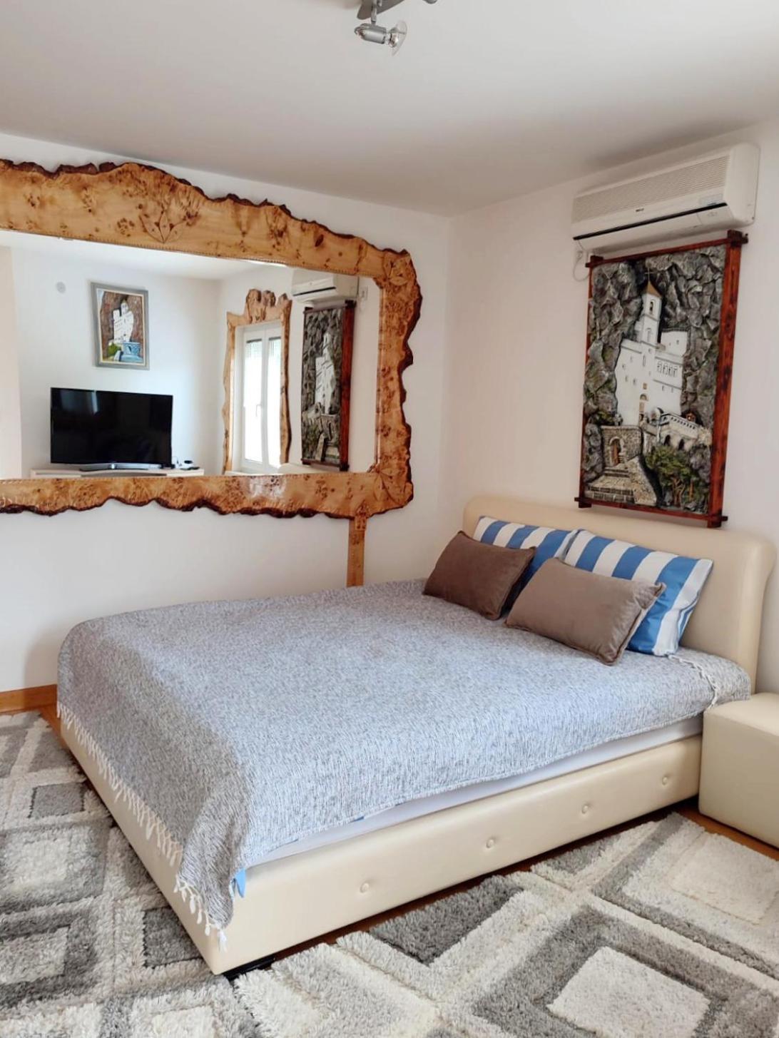 Apartman Lux Sneznik Vrnjacka Banja Luaran gambar